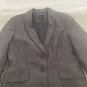 Dark Gray with faint pinstriped Limited Blazer size Large